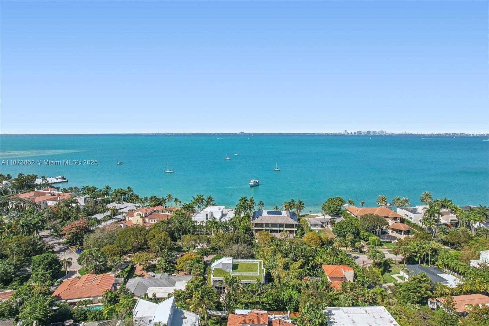 Small Image of 425 HARBOR DR, Key Biscayne Number 68