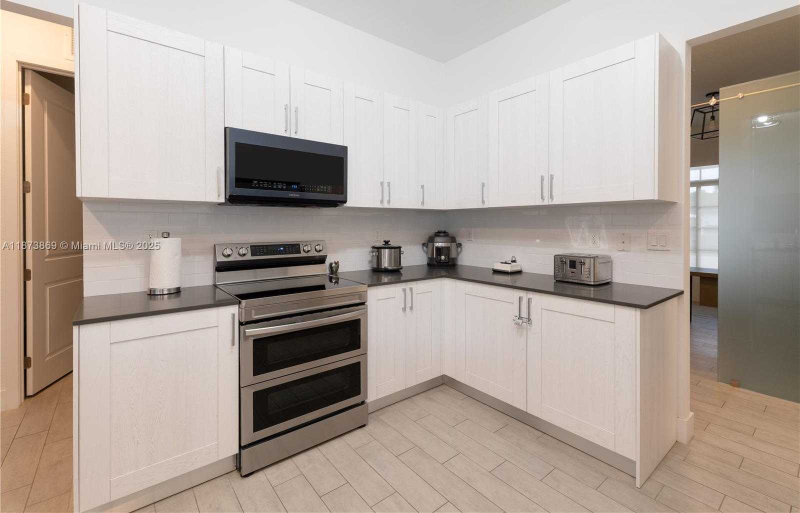 Small Image of 32352 SOUTH WEST 199TH PL, Homestead Number 12