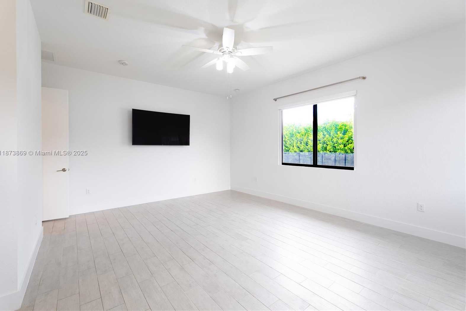 Small Image of 32352 SOUTH WEST 199TH PL, Homestead Number 15