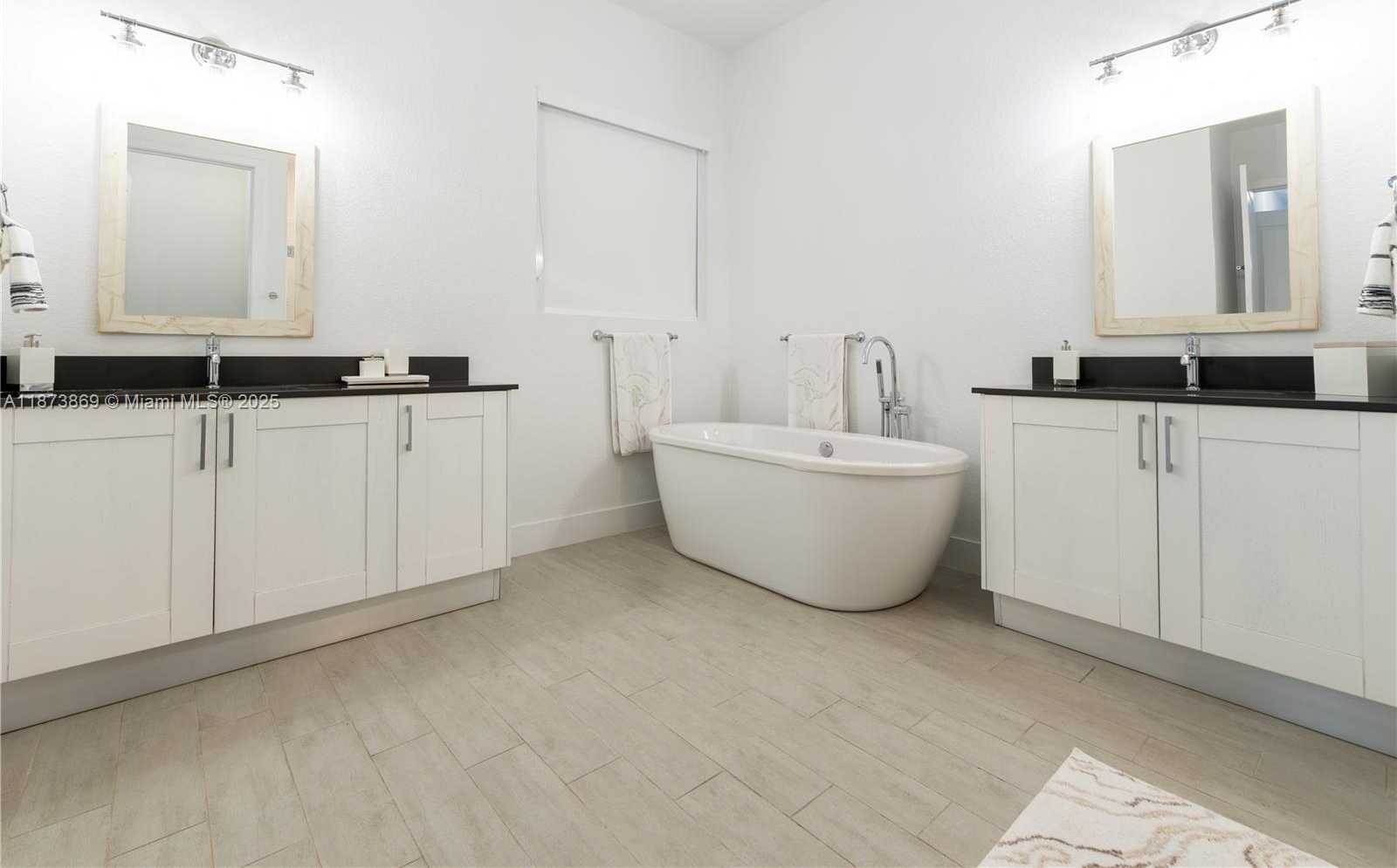 Small Image of 32352 SOUTH WEST 199TH PL, Homestead Number 19