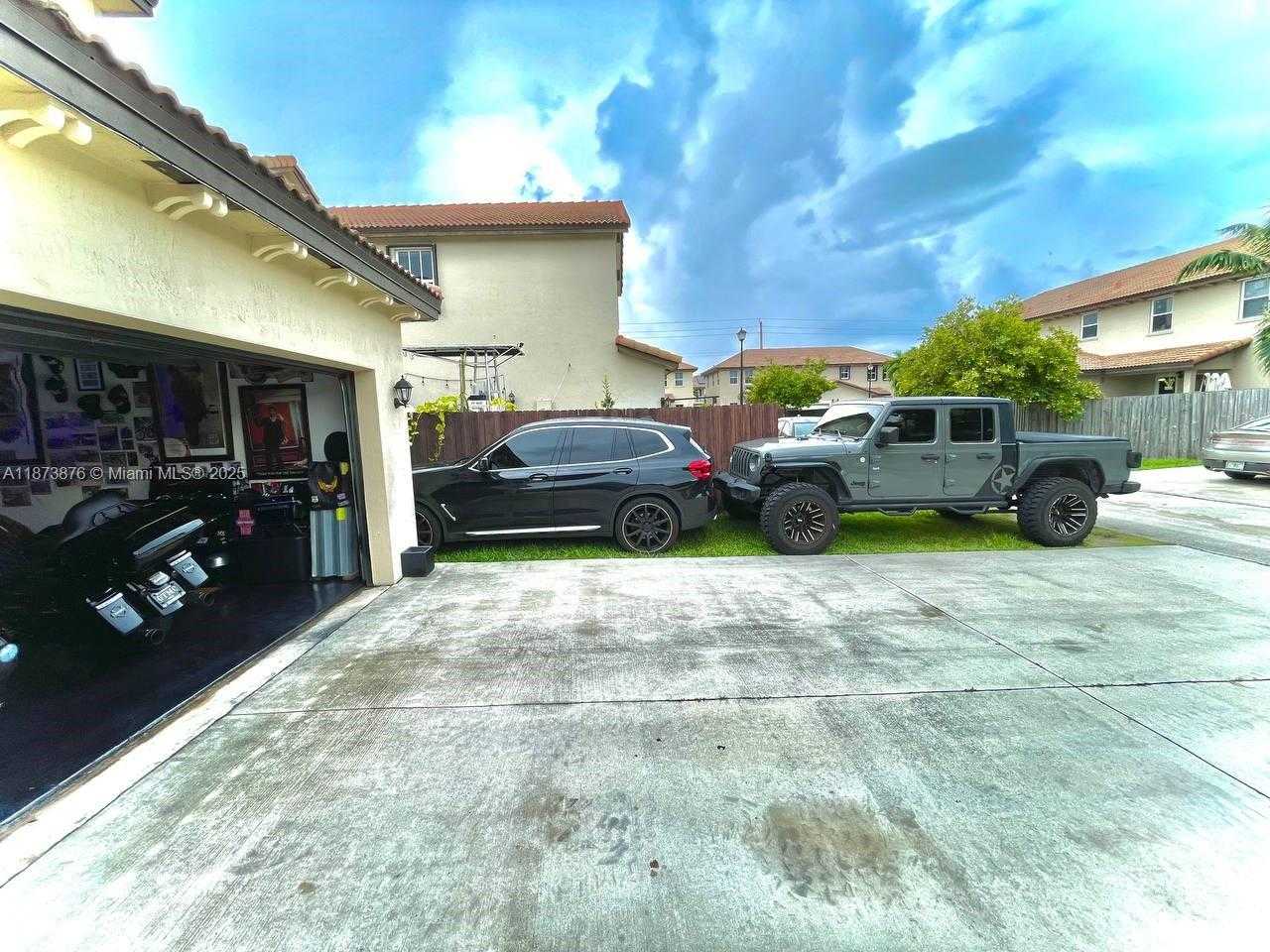 Small Image of 11623 SOUTH WEST 244TH LN, Homestead Number 10