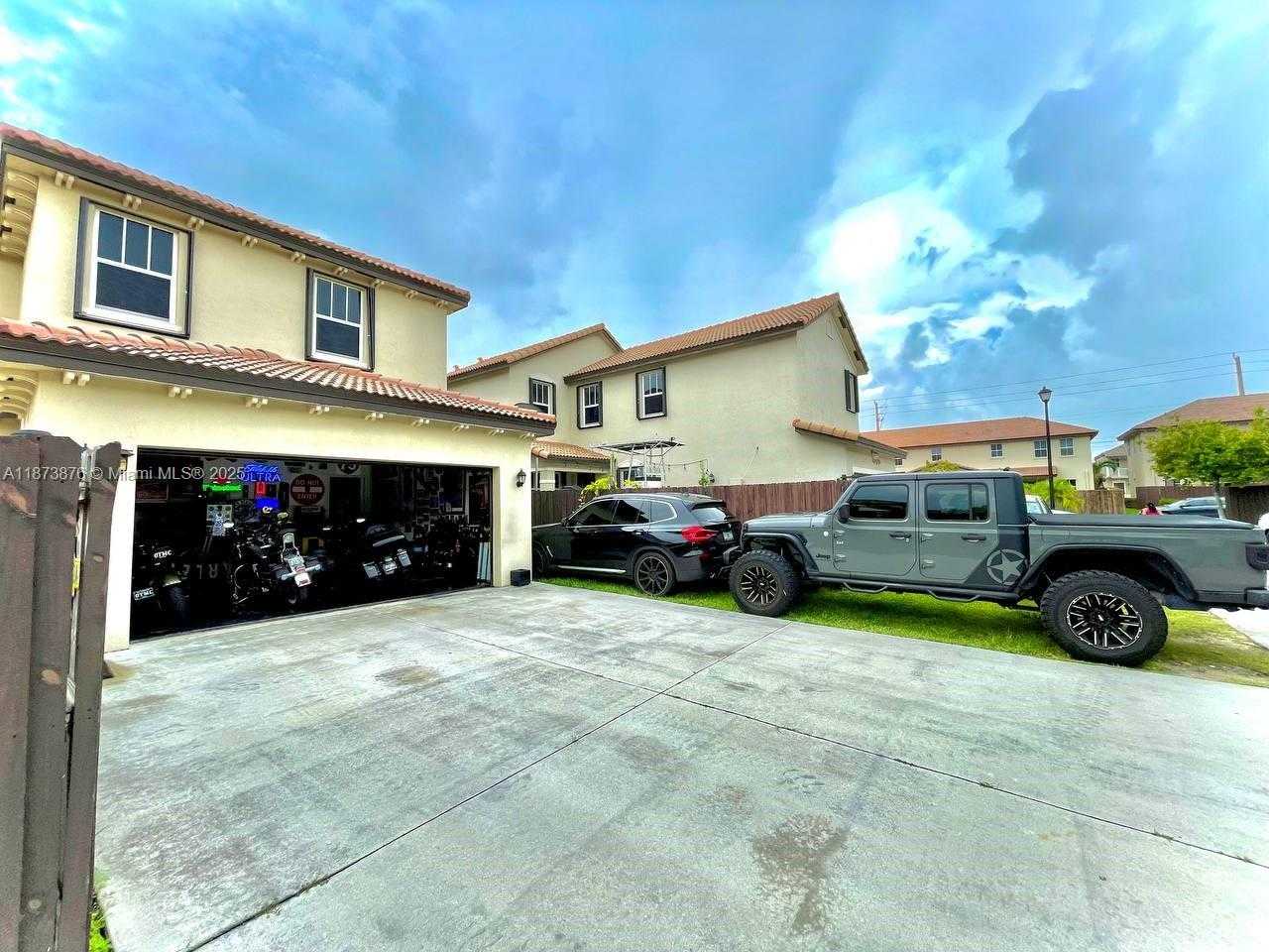 Small Image of 11623 SOUTH WEST 244TH LN, Homestead Number 11