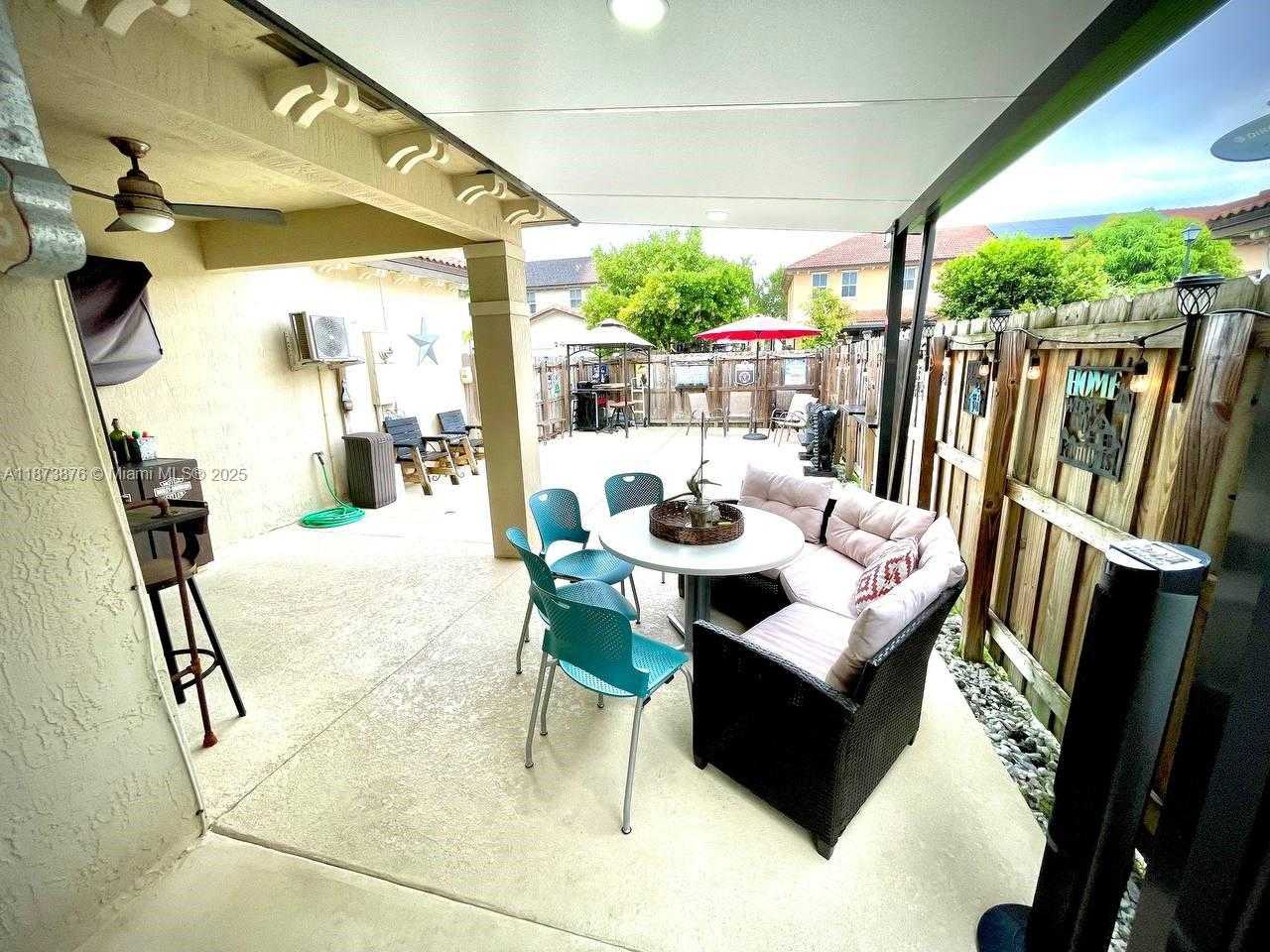 Small Image of 11623 SOUTH WEST 244TH LN, Homestead Number 19