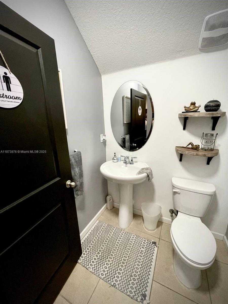 Small Image of 11623 SOUTH WEST 244TH LN, Homestead Number 40
