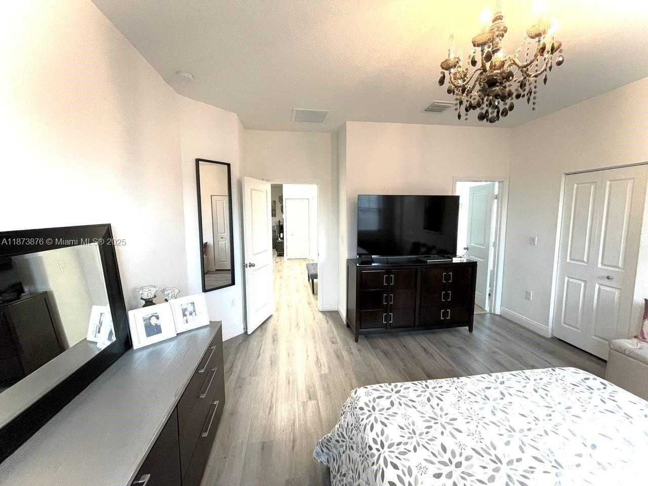 Small Image of 11623 SOUTH WEST 244TH LN, Homestead Number 75