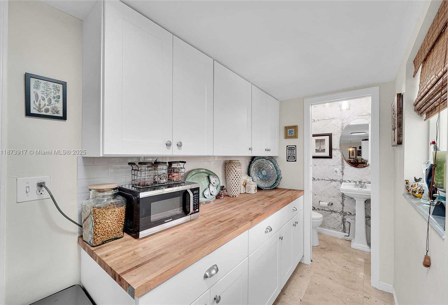 Small Image of 1431 SOUTH OCEAN BLVD #11, Lauderdale By The Sea Number 12