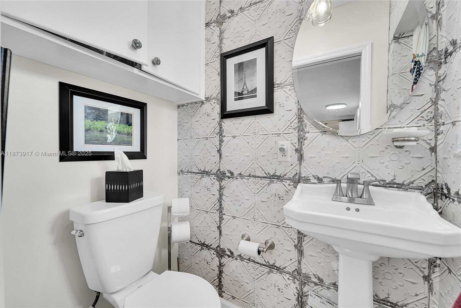 Small Image of 1431 SOUTH OCEAN BLVD #11, Lauderdale By The Sea Number 13