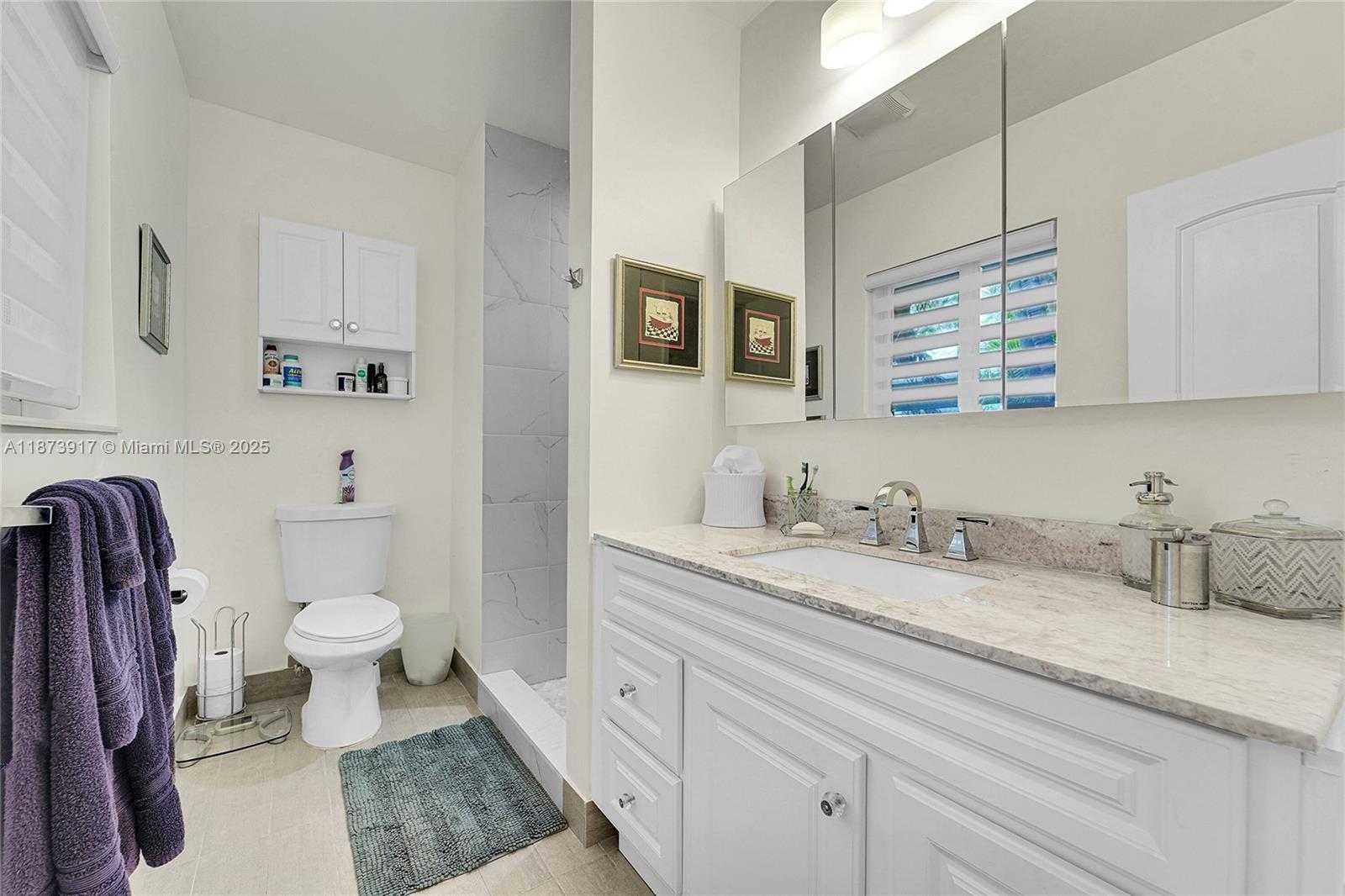 Small Image of 1431 SOUTH OCEAN BLVD #11, Lauderdale By The Sea Number 24