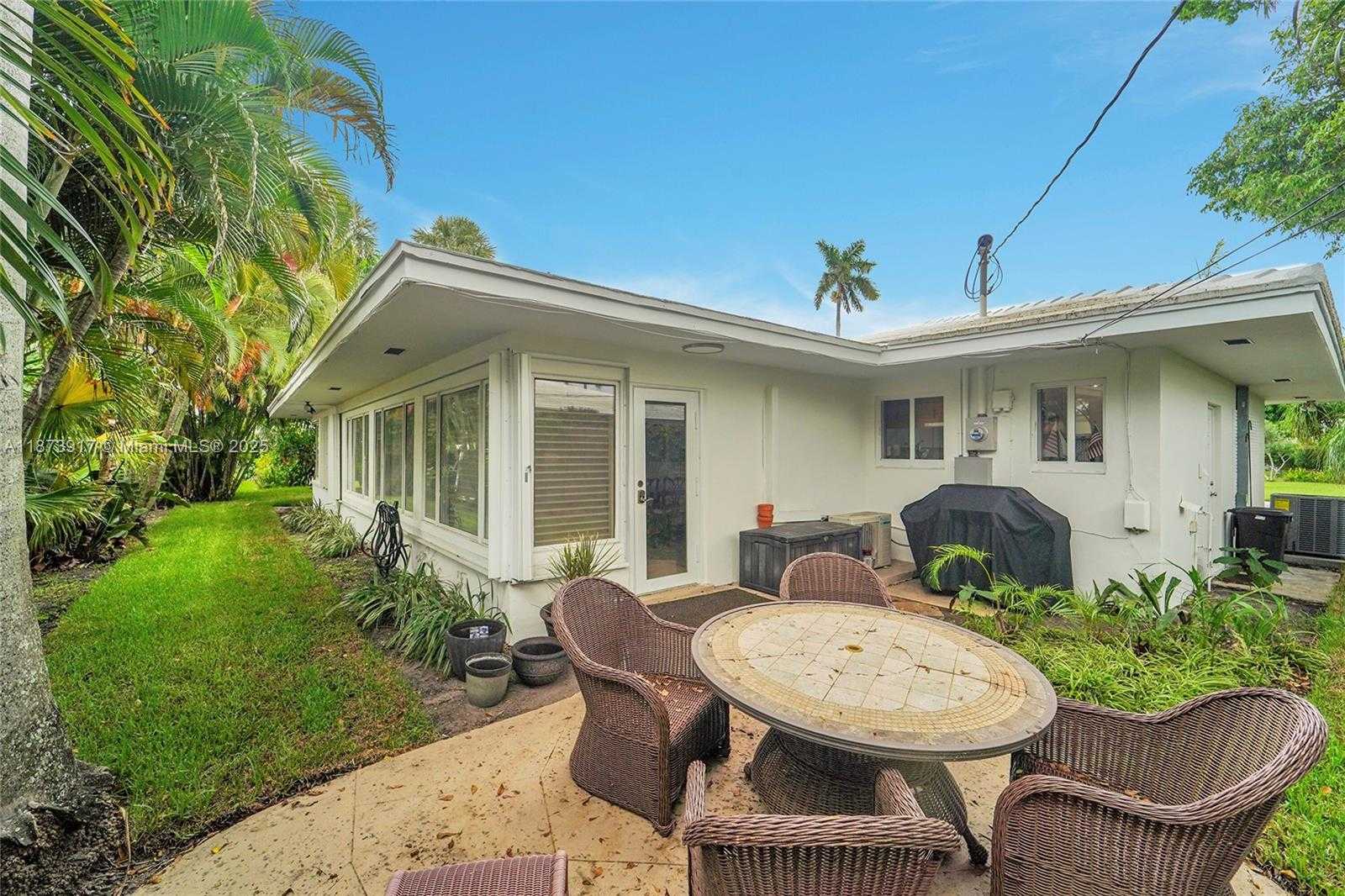 Small Image of 1431 SOUTH OCEAN BLVD #11, Lauderdale By The Sea Number 26