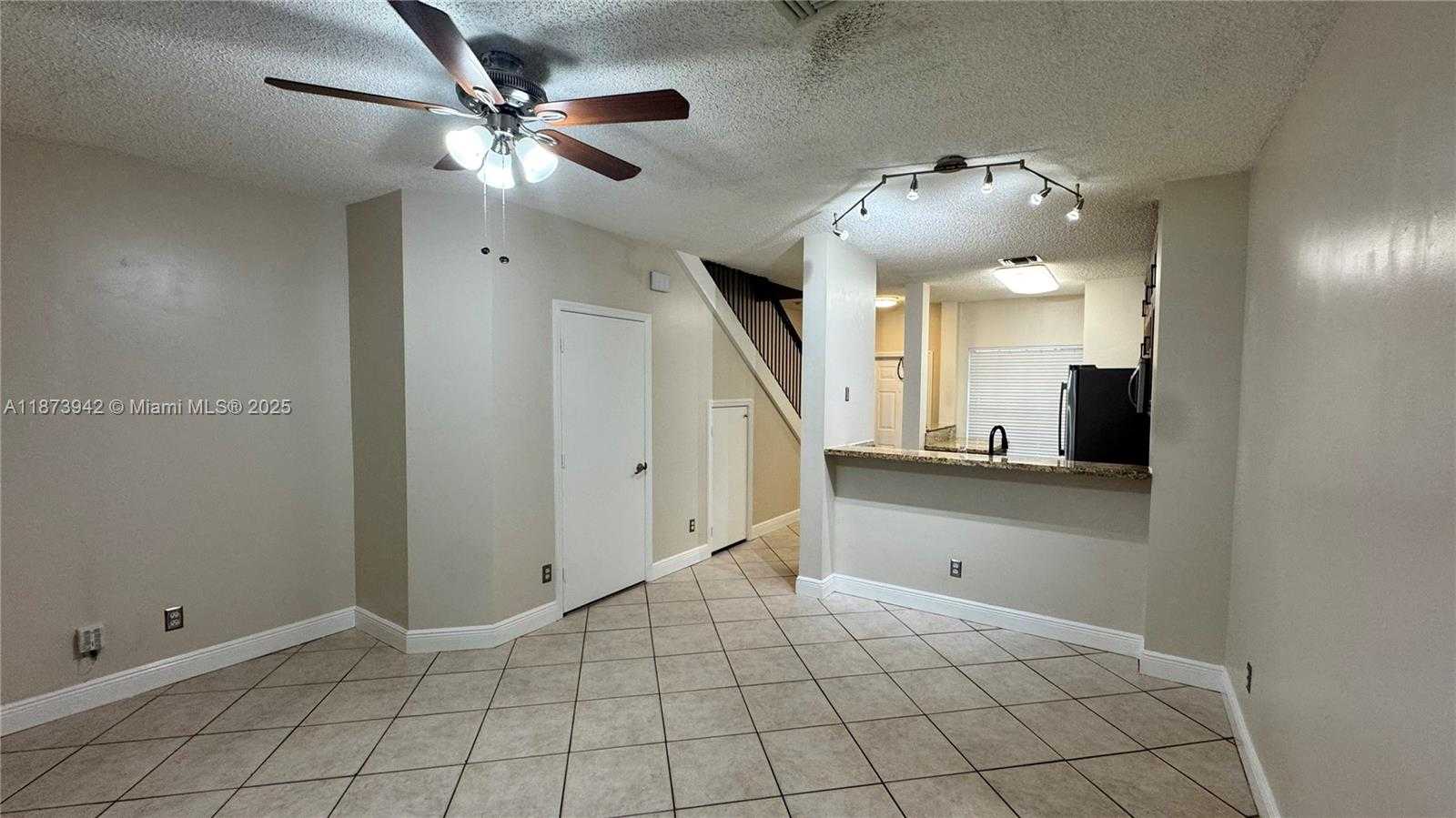 Small Image of 443 SOUTH WEST 122ND TER, Pembroke Pines Number 5