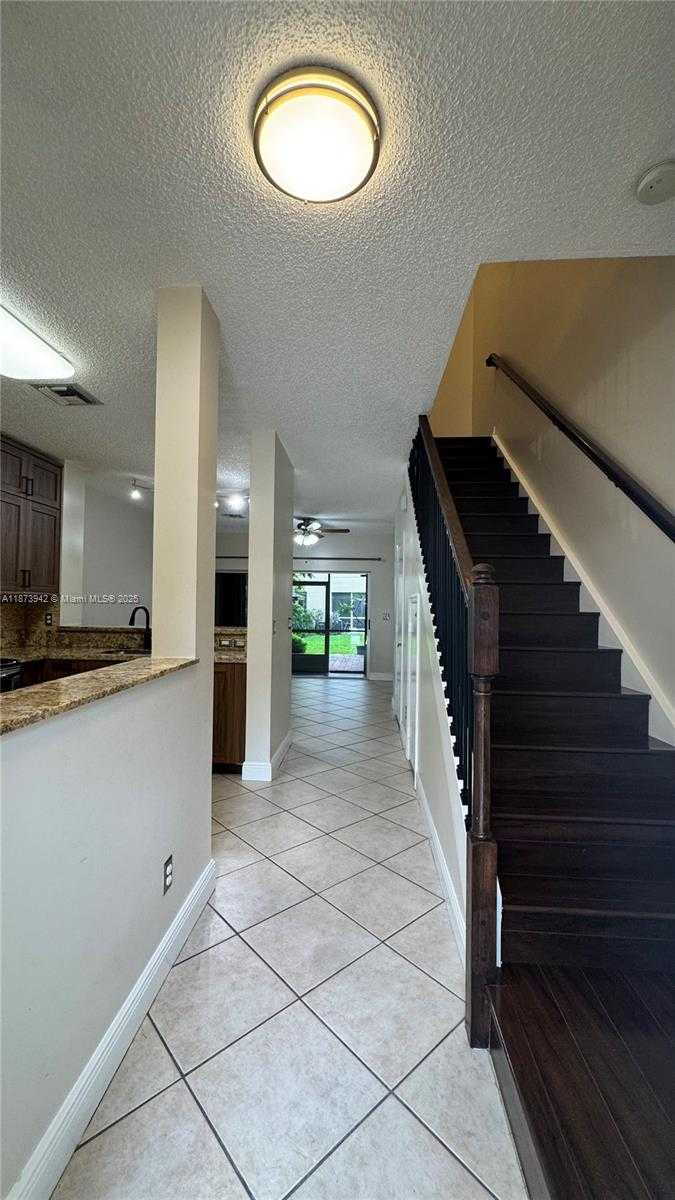 Small Image of 443 SOUTH WEST 122ND TER, Pembroke Pines Number 9