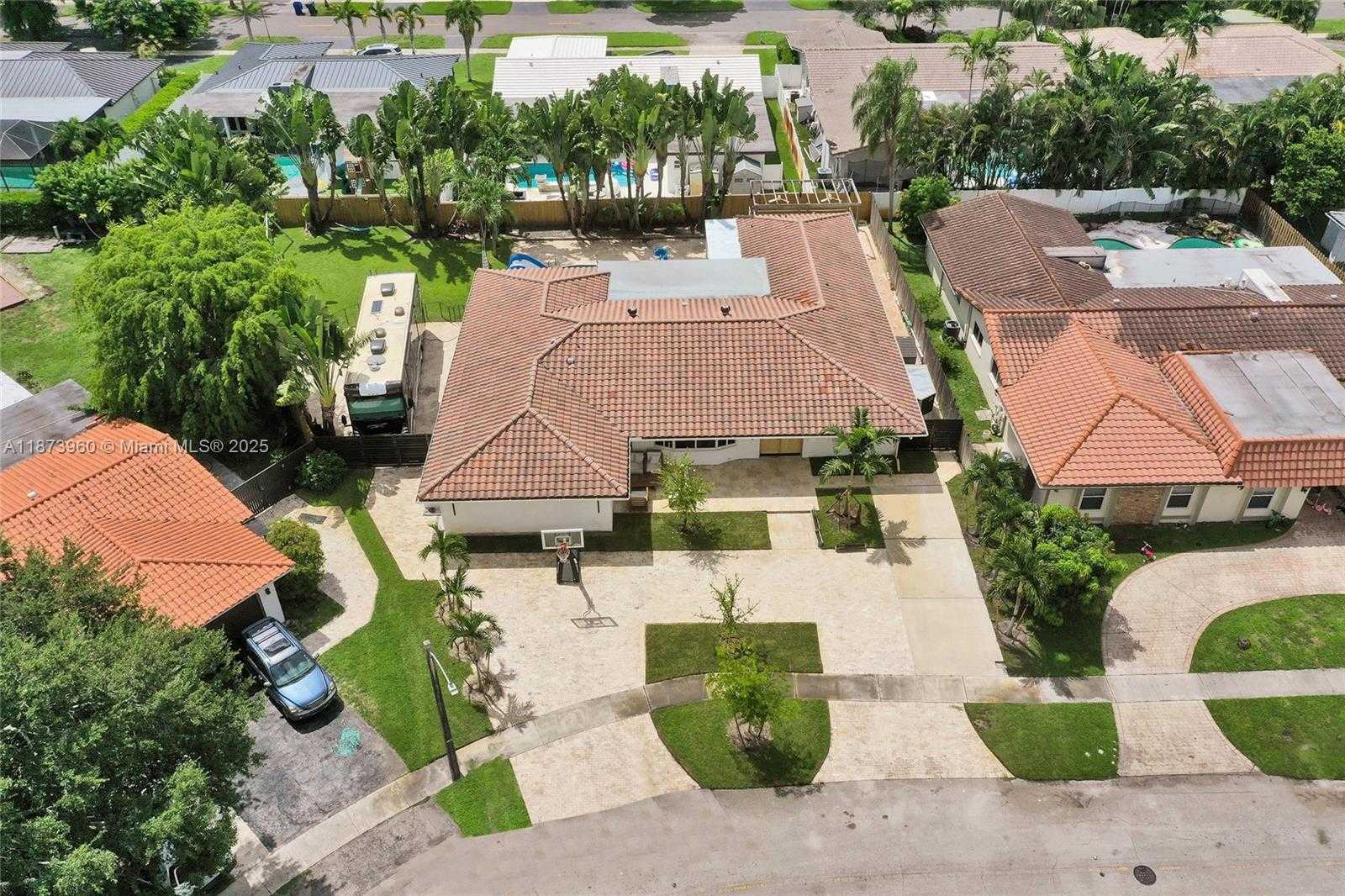 Small Image of 3350 NORTH 40TH ST, Hollywood Number 12
