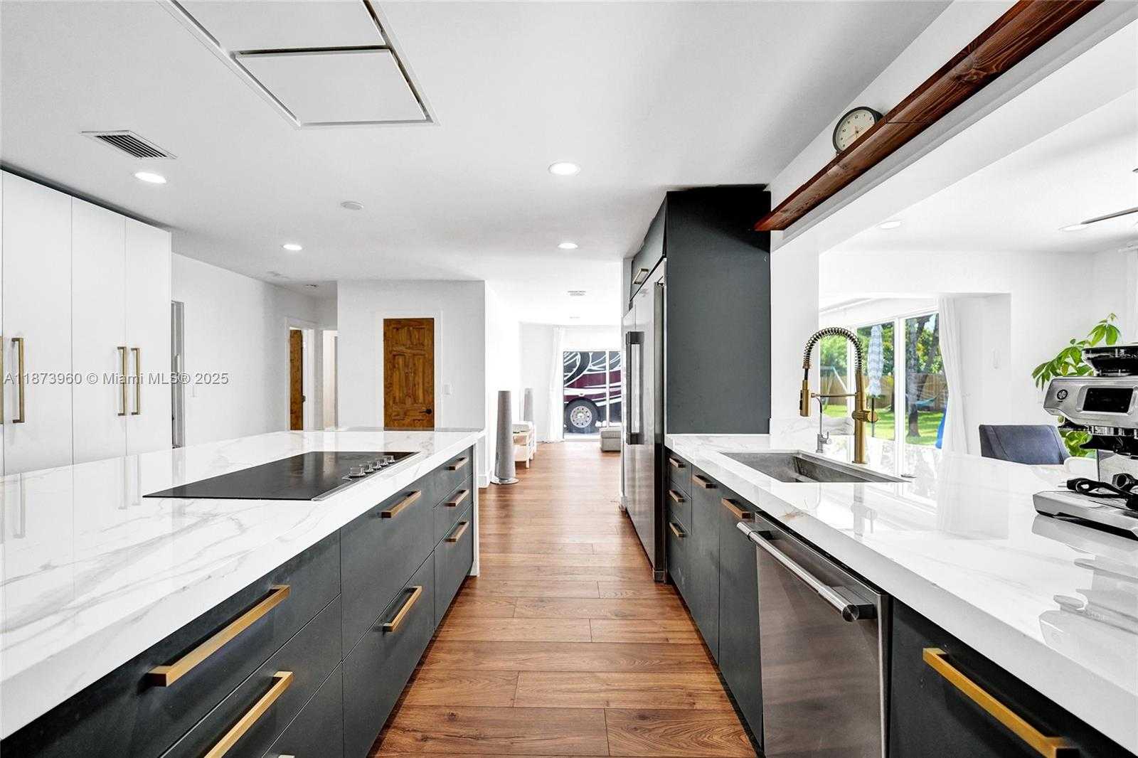 Small Image of 3350 NORTH 40TH ST, Hollywood Number 25