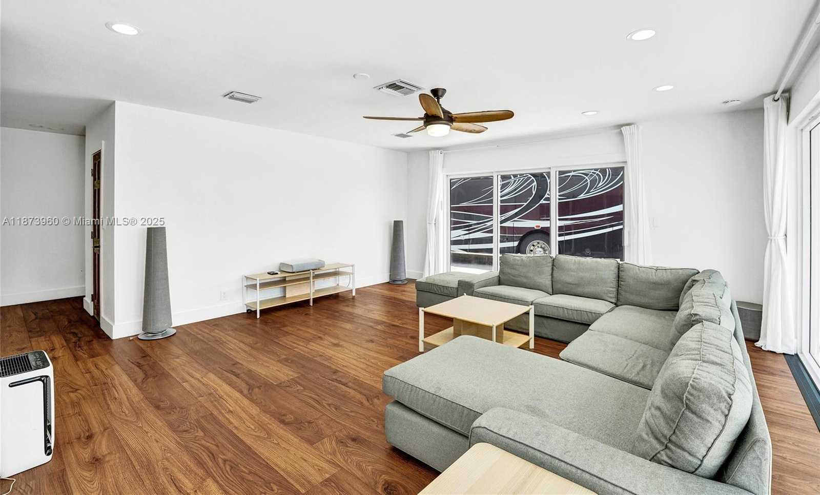 Small Image of 3350 NORTH 40TH ST, Hollywood Number 36