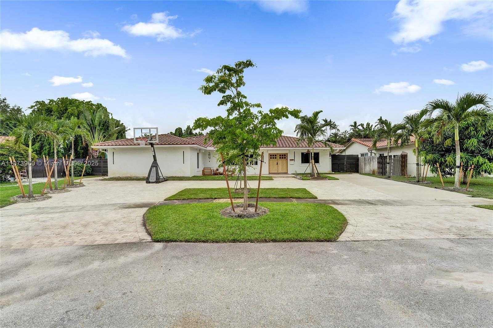 Small Image of 3350 NORTH 40TH ST, Hollywood Number 6
