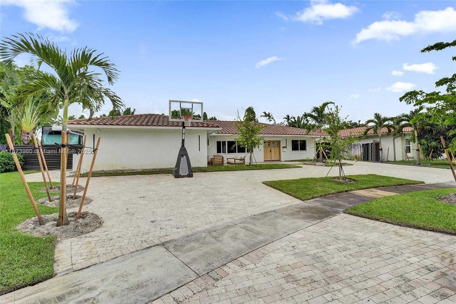 Small Image of 3350 NORTH 40TH ST, Hollywood Number 7