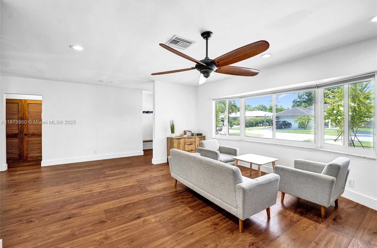 Small Image of 3350 NORTH 40TH ST, Hollywood Number 74