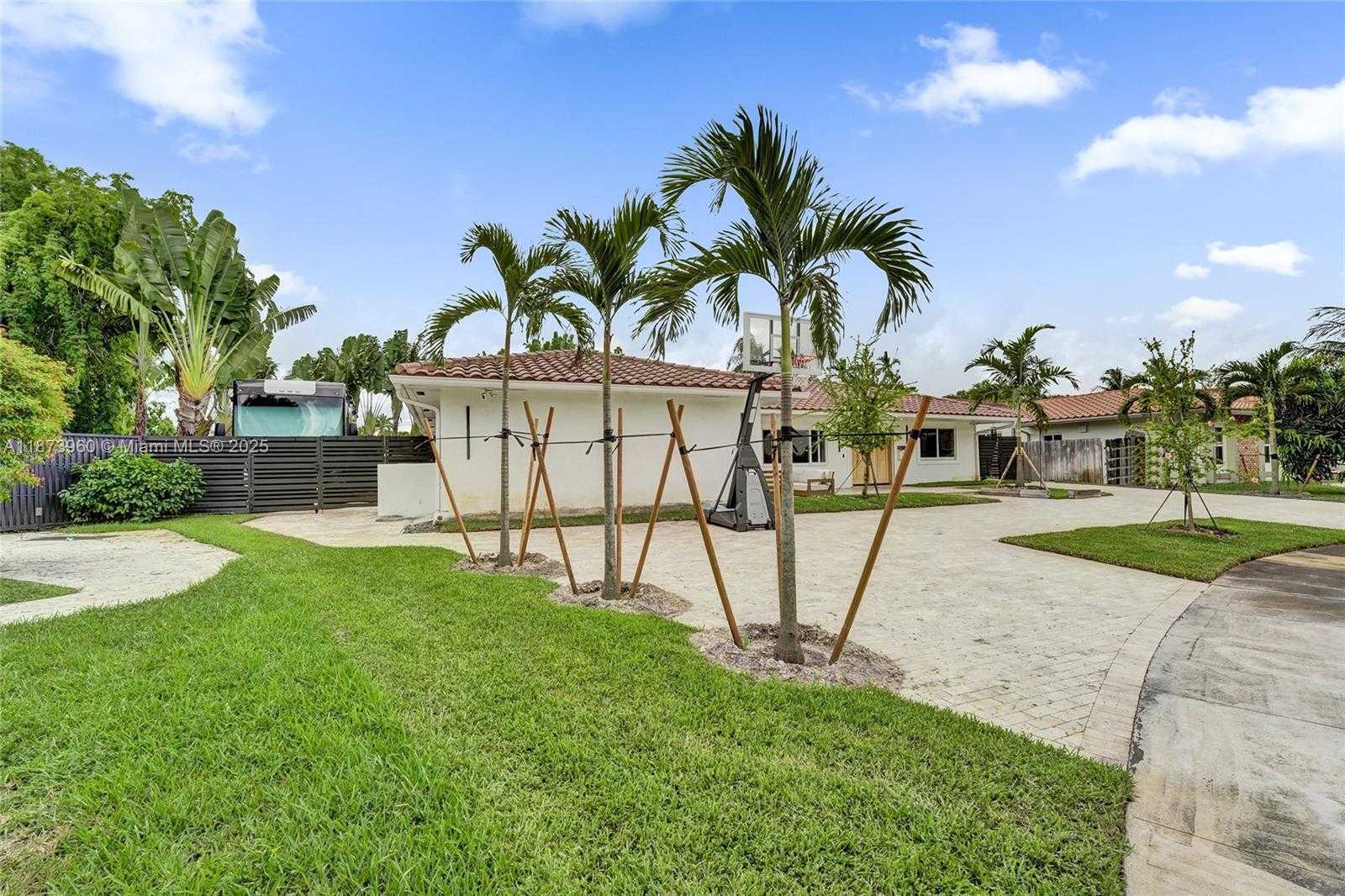 Small Image of 3350 NORTH 40TH ST, Hollywood Number 8