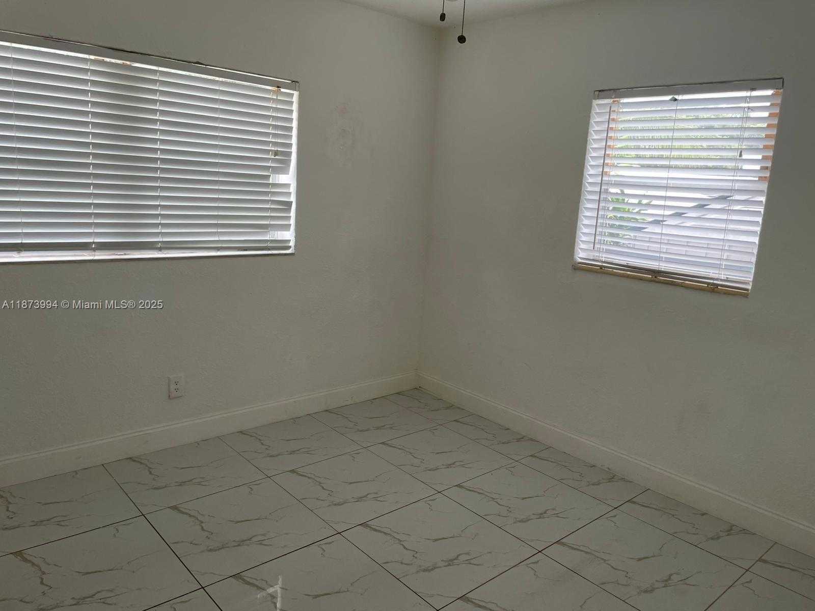 Small Image of 3111 NORTH WEST 4TH PL, Lauderhill Number 5