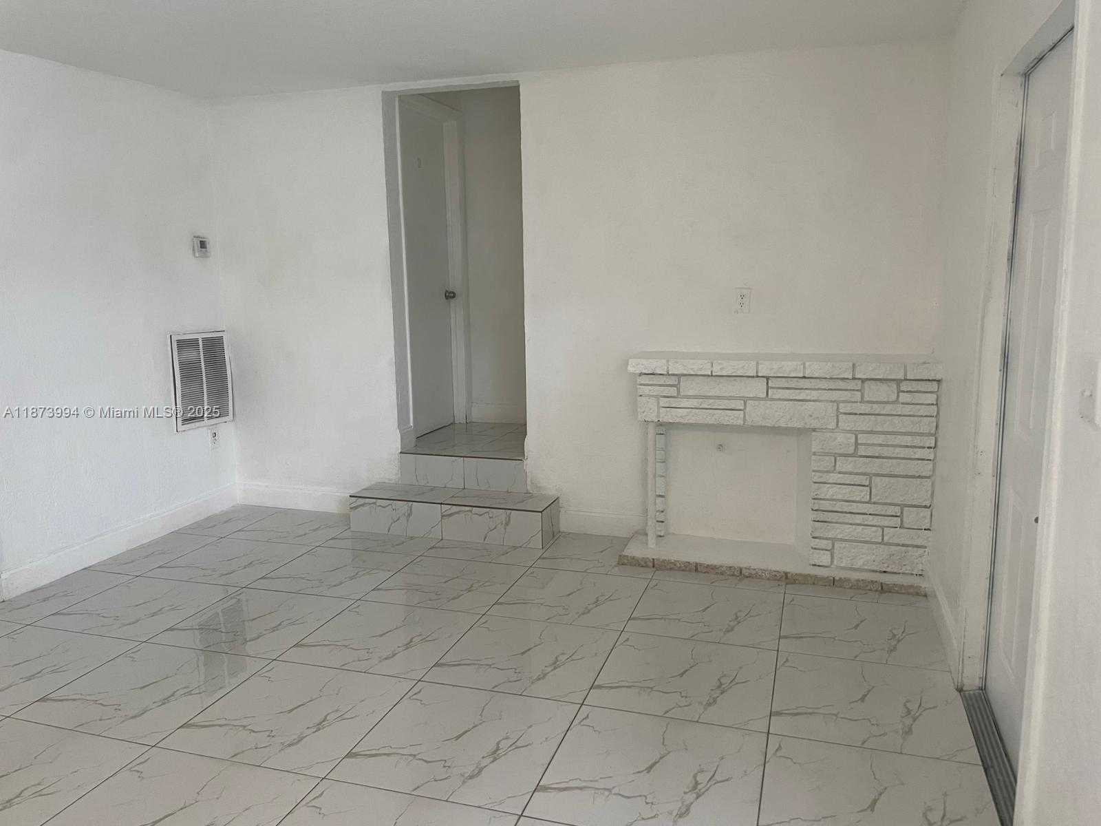 Small Image of 3111 NORTH WEST 4TH PL, Lauderhill Number 8