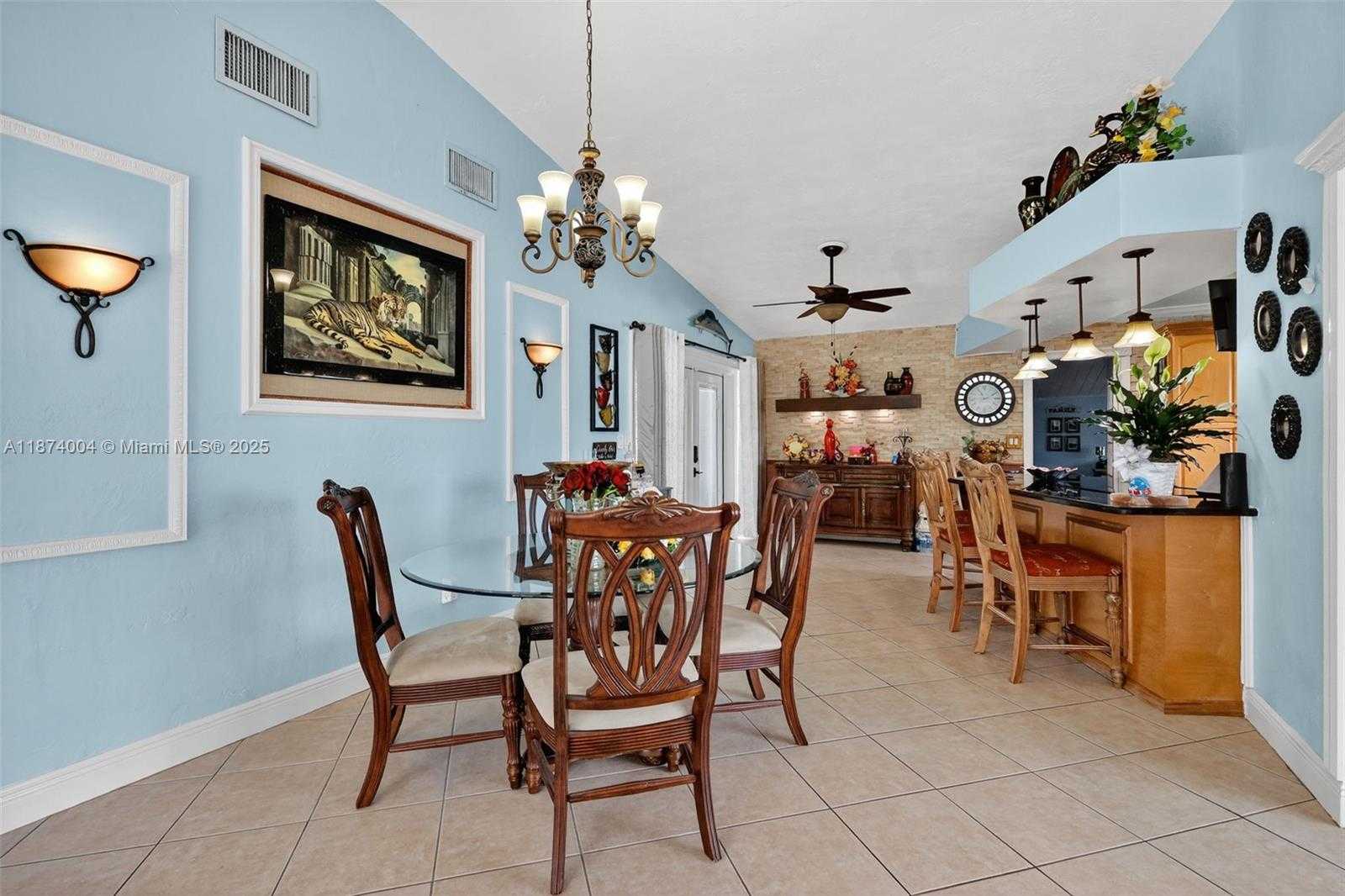 Small Image of 7120 WILSON ST, Hollywood Number 11