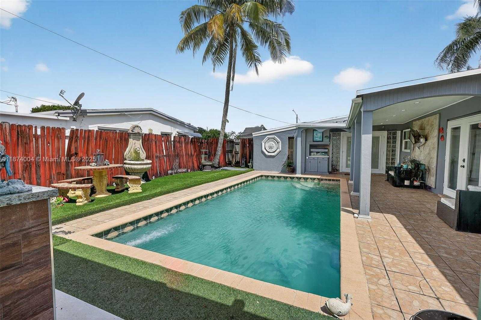 Small Image of 7120 WILSON ST, Hollywood Number 4