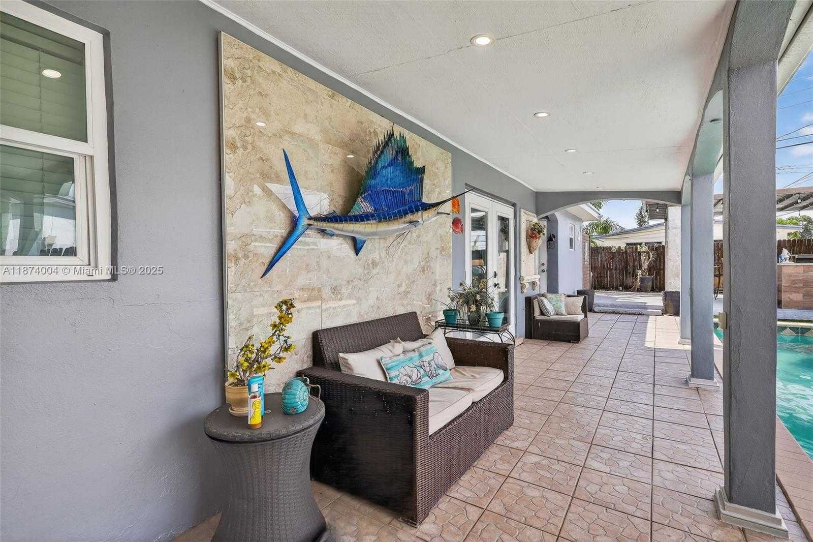 Small Image of 7120 WILSON ST, Hollywood Number 5