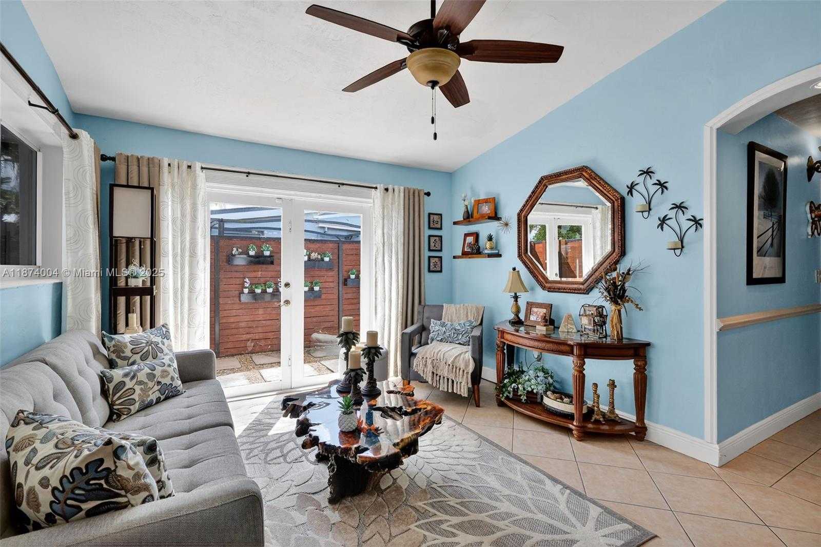 Small Image of 7120 WILSON ST, Hollywood Number 8