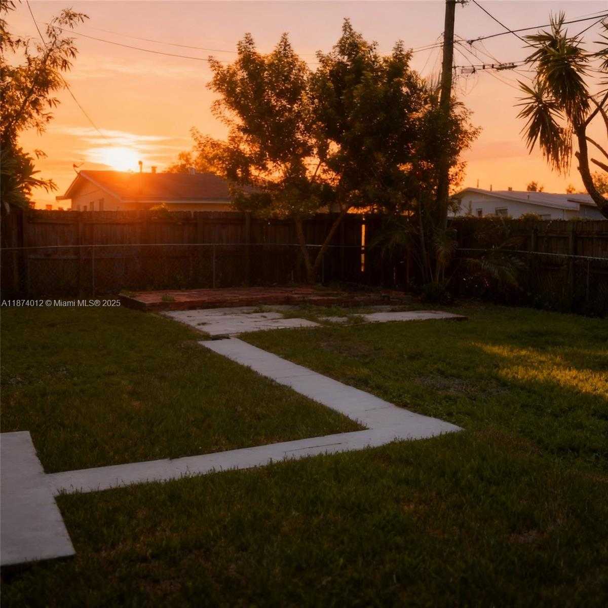 Small Image of 1060 NORTH WEST 44TH, Oakland Park Number 2