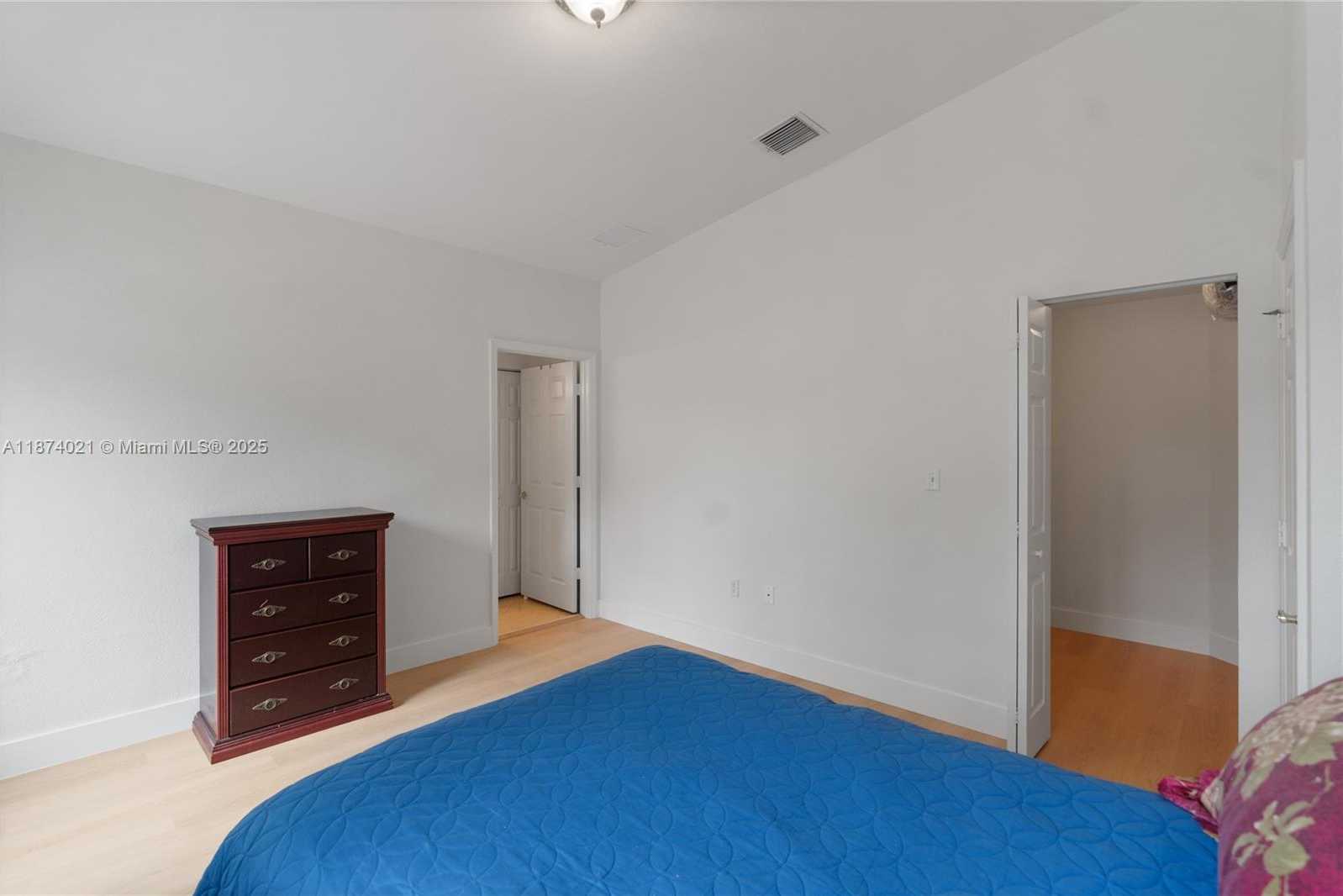 Small Image of 13357 SOUTH WEST 46TH CT, Miramar Number 24