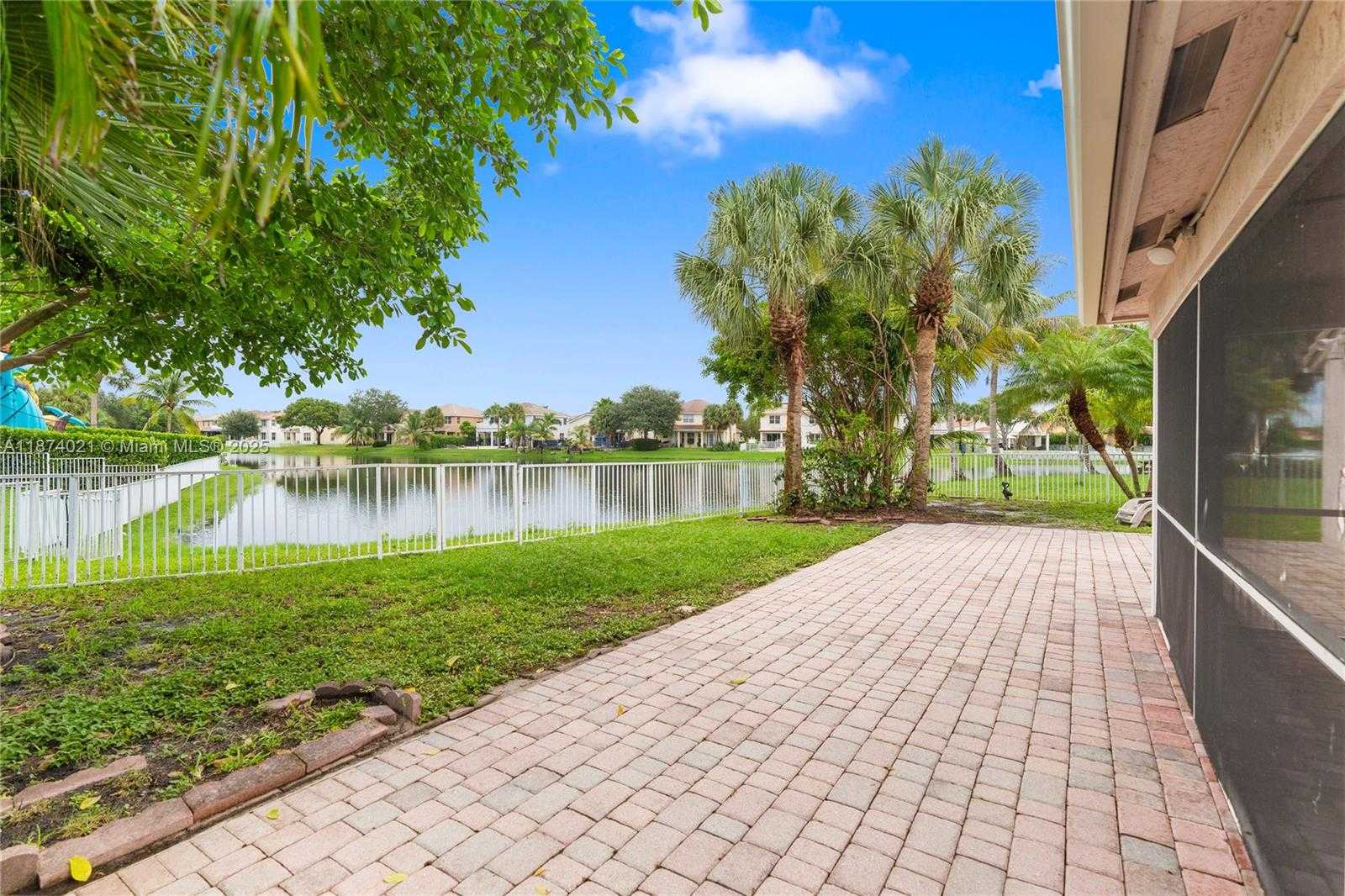 Small Image of 13357 SOUTH WEST 46TH CT, Miramar Number 27
