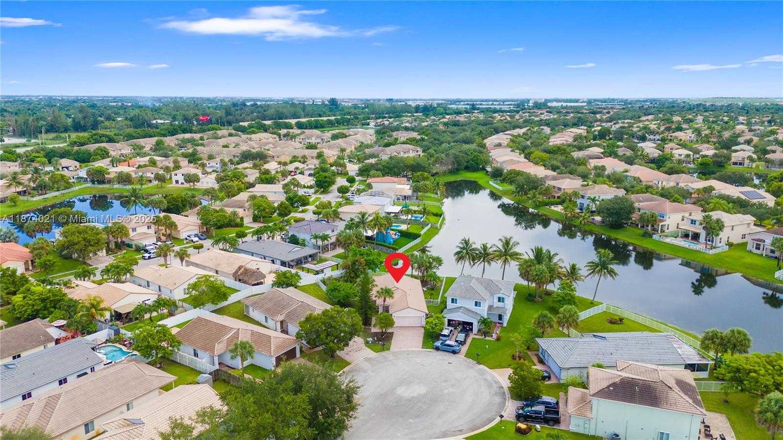 Small Image of 13357 SOUTH WEST 46TH CT, Miramar Number 30