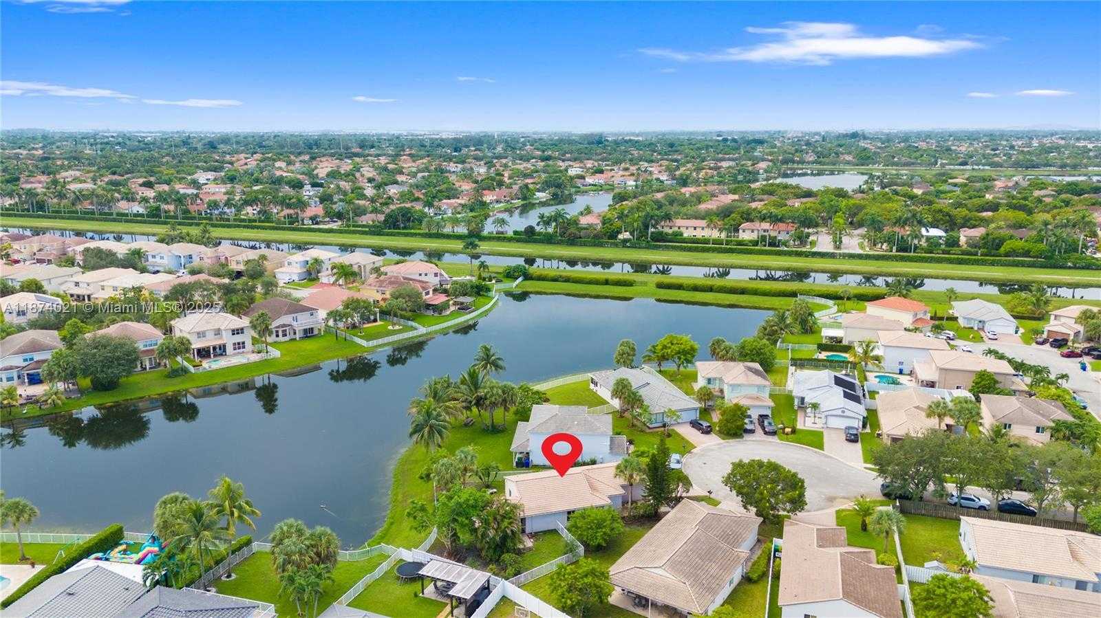 Small Image of 13357 SOUTH WEST 46TH CT, Miramar Number 33