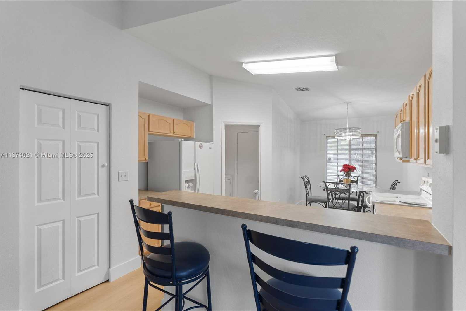 Small Image of 13357 SOUTH WEST 46TH CT, Miramar Number 9
