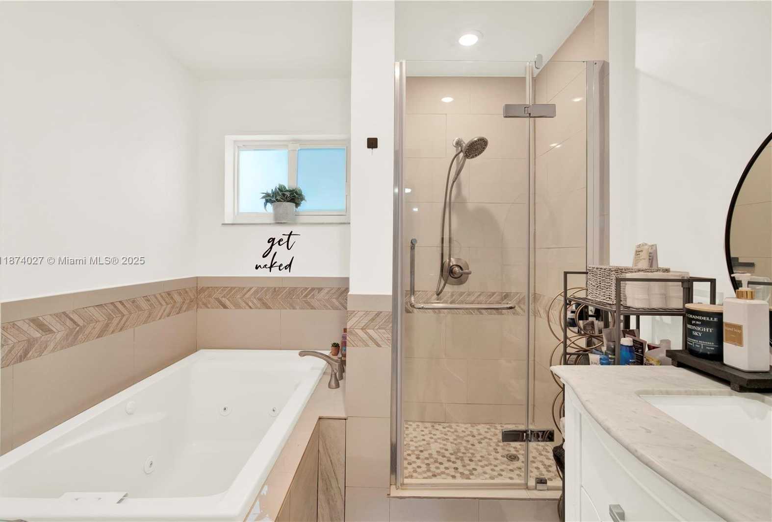 Small Image of 17904 NORTH WEST 78TH PL, Hialeah Number 38
