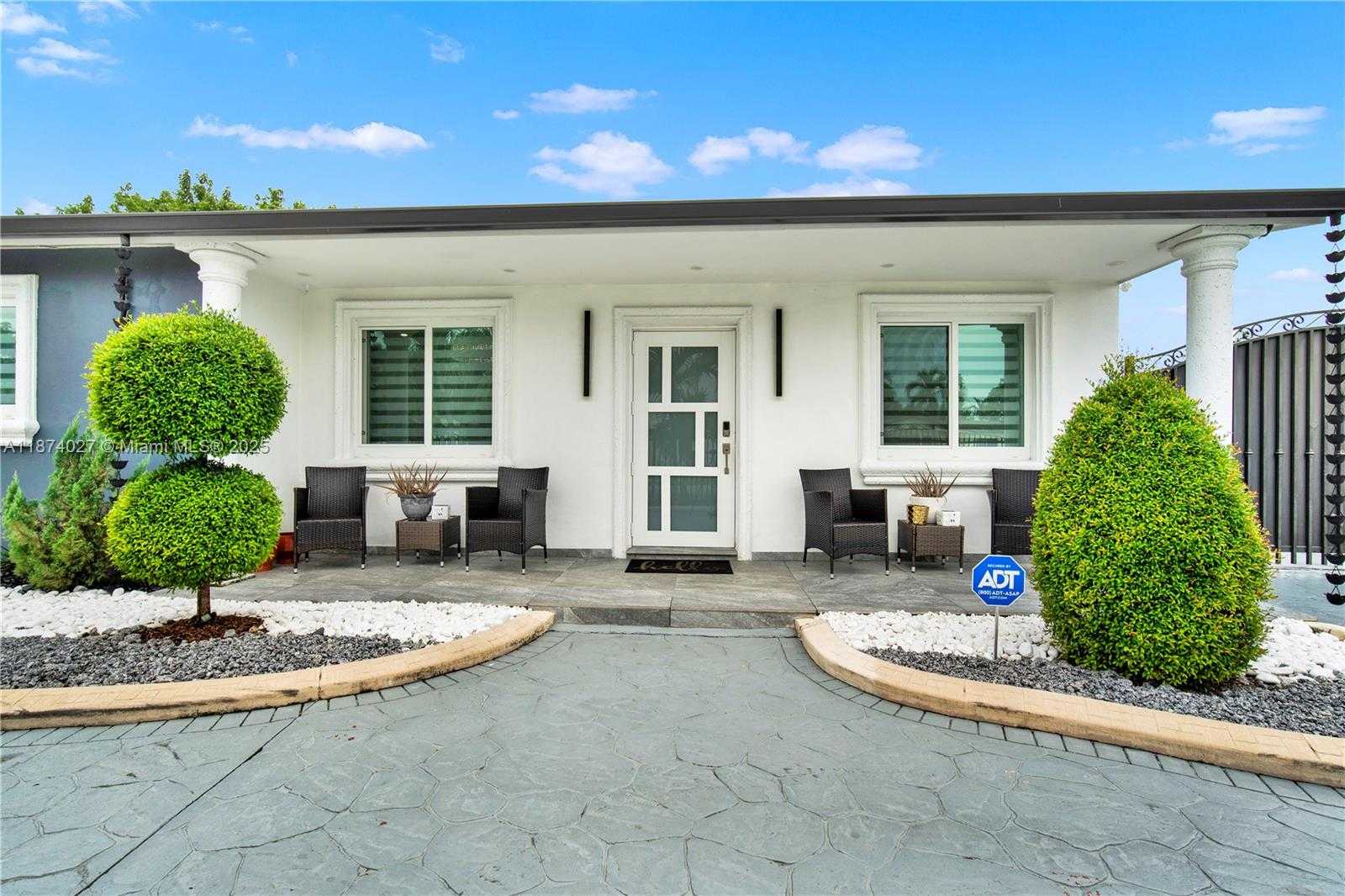 Small Image of 17904 NORTH WEST 78TH PL, Hialeah Number 4
