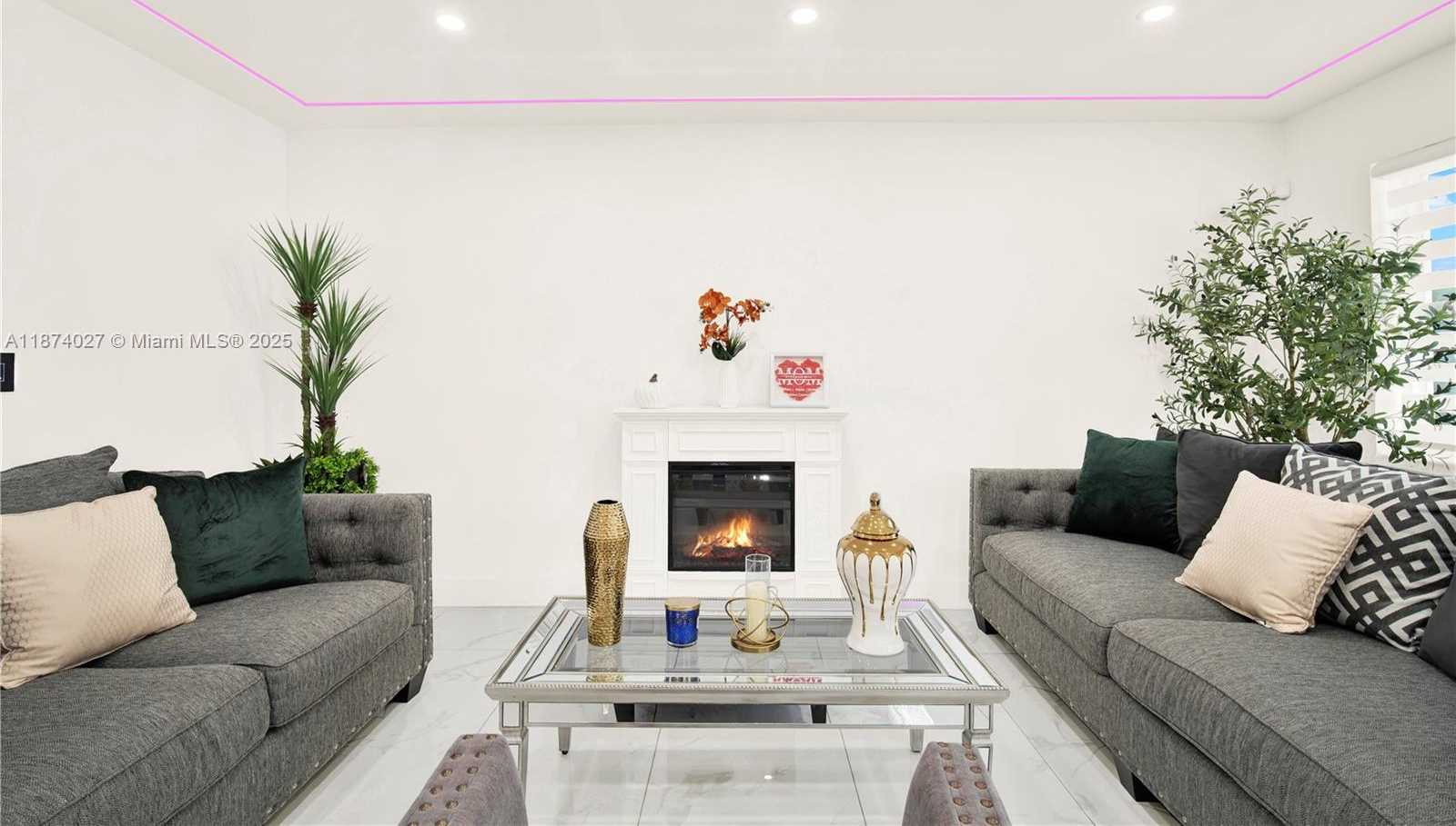 Small Image of 17904 NORTH WEST 78TH PL, Hialeah Number 9