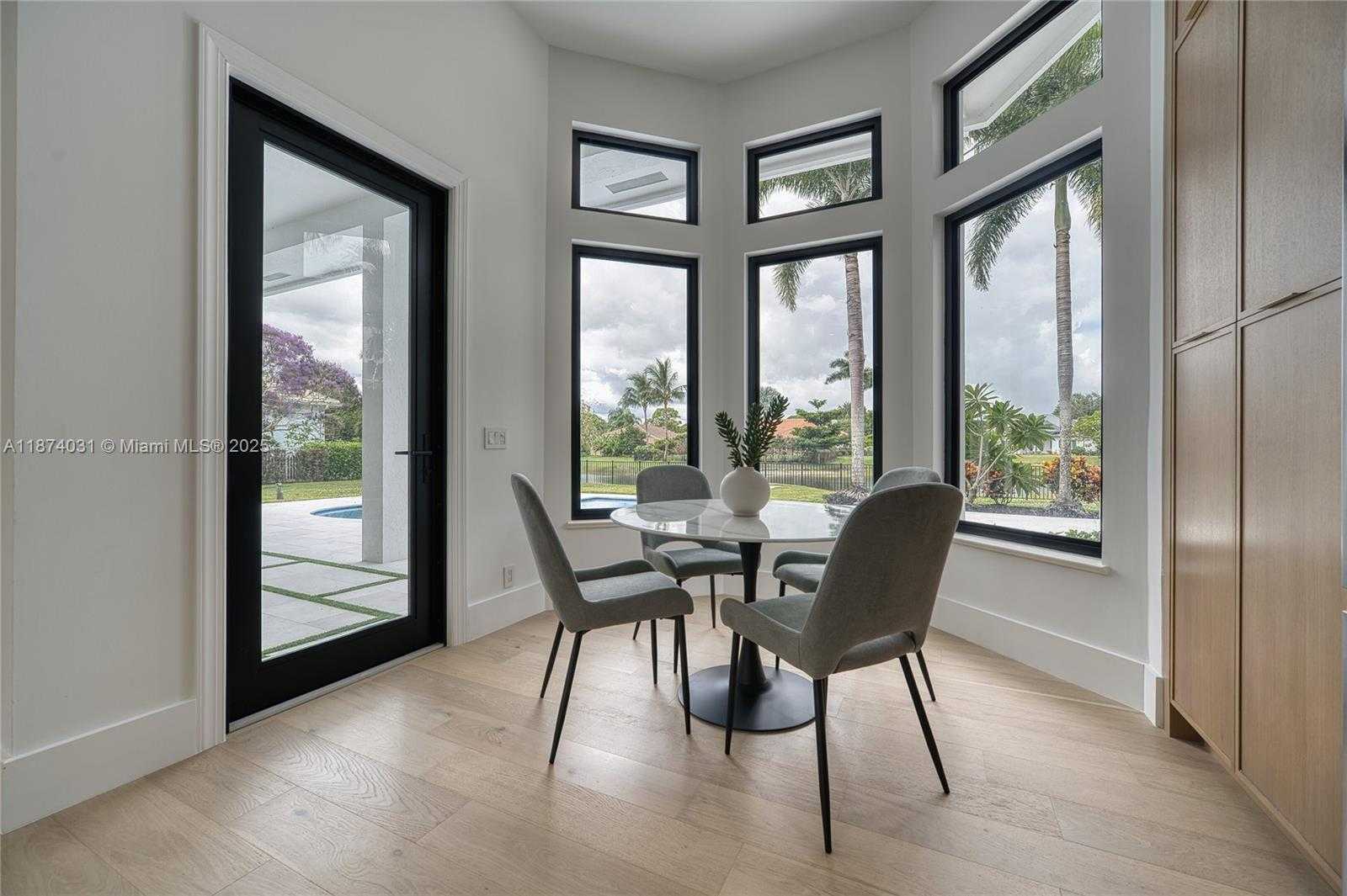 Small Image of 18573 LAKESIDE GARDENS DR, Jupiter Number 30