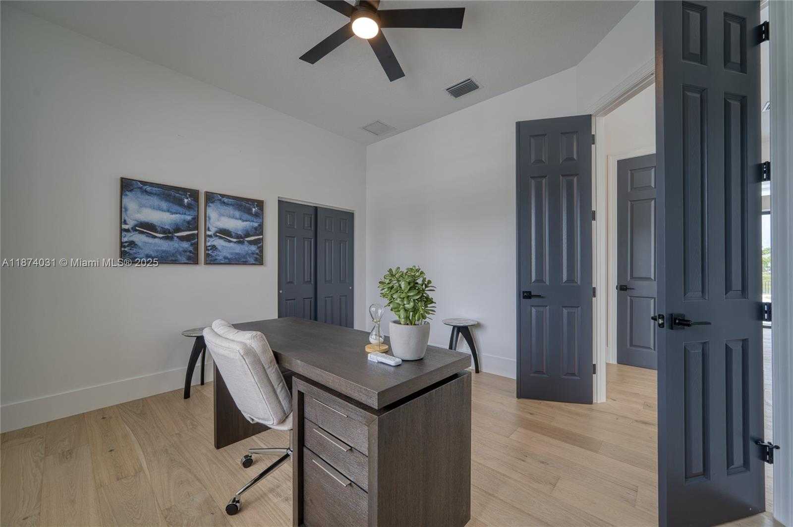 Small Image of 18573 LAKESIDE GARDENS DR, Jupiter Number 46
