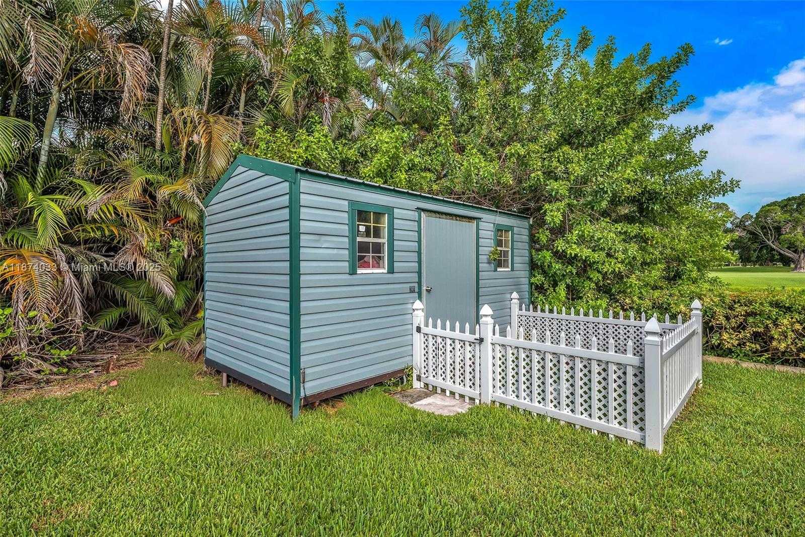 Small Image of 9480 EAST PALMETTO CLUB LN E, Palmetto Bay Number 27
