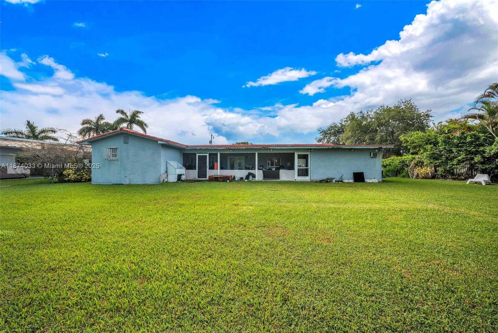 Small Image of 9480 EAST PALMETTO CLUB LN E, Palmetto Bay Number 28