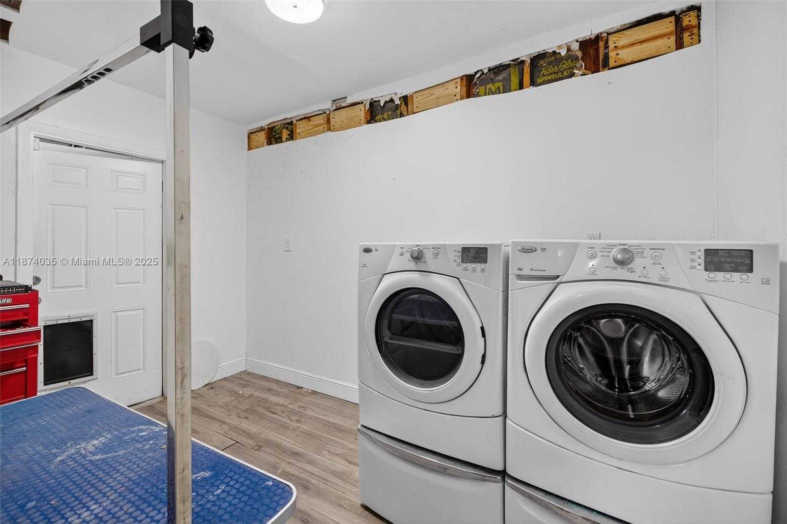 Small Image of 1643 NORTH EAST 8TH AVE, Fort Lauderdale Number 27