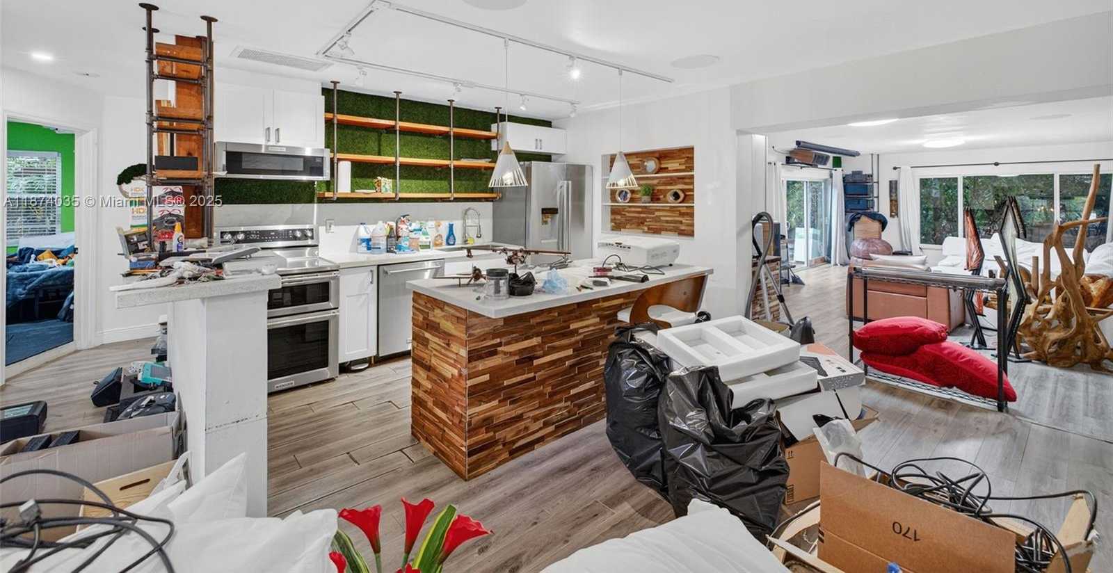 Small Image of 1643 NORTH EAST 8TH AVE, Fort Lauderdale Number 7