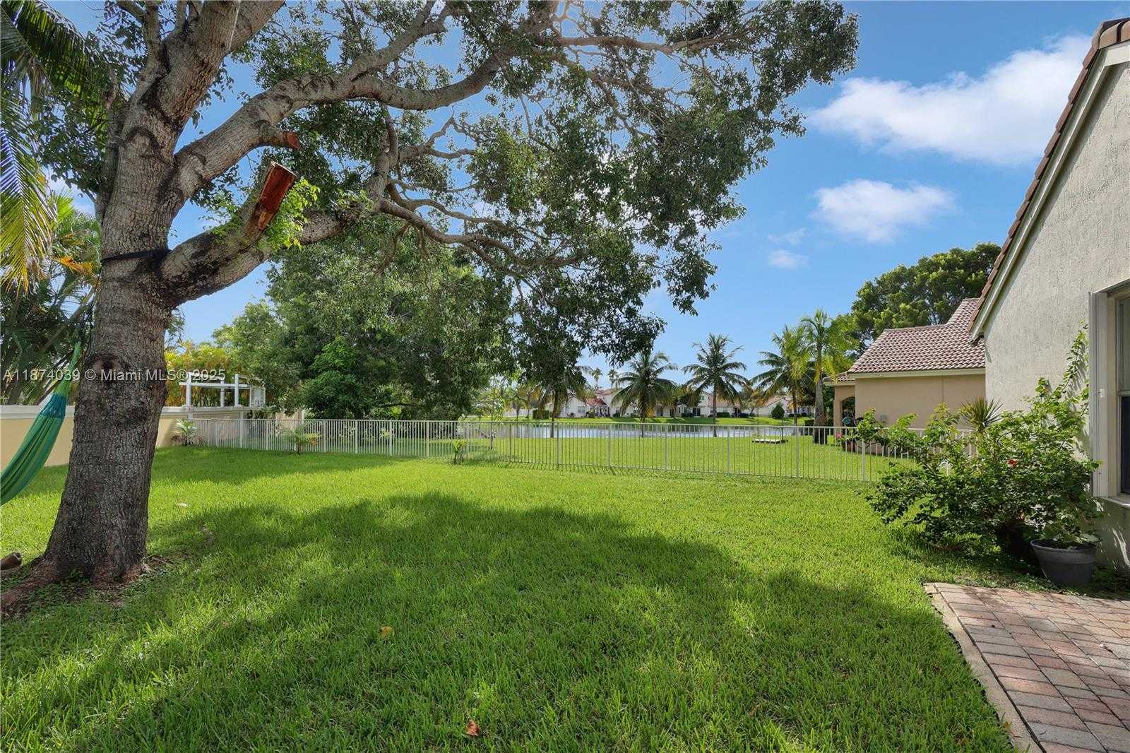 Small Image of 19015 SOUTH WEST 25TH CT, Miramar Number 25