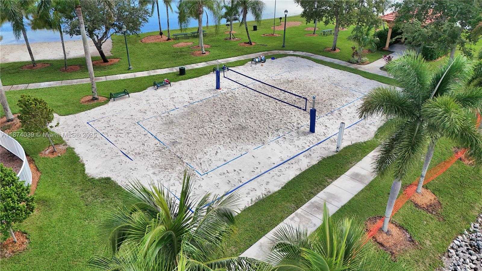 Small Image of 19015 SOUTH WEST 25TH CT, Miramar Number 43