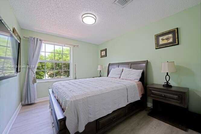 Small Image of 9770 SCRIBNER LN, Wellington Number 22