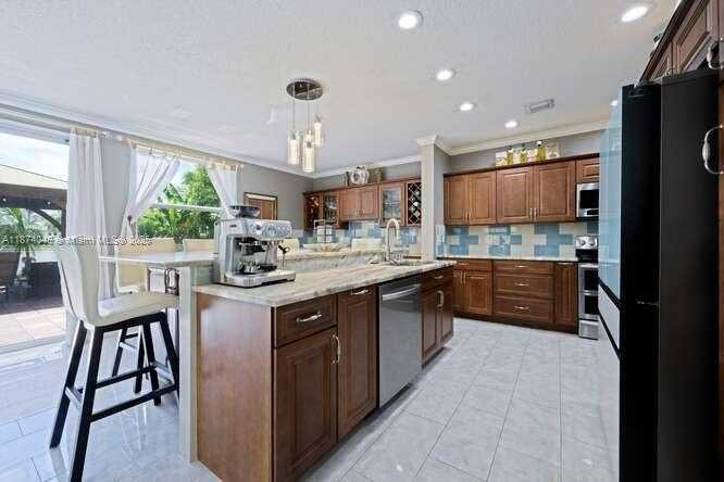 Small Image of 9770 SCRIBNER LN, Wellington Number 9
