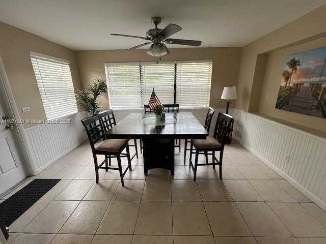 Small Image of 4731 SOUTH WEST 25TH AVE, Fort Lauderdale Number 3