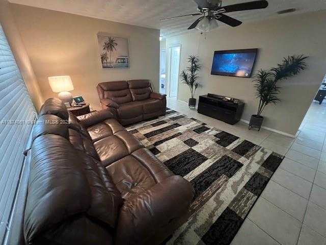 Small Image of 4731 SOUTH WEST 25TH AVE, Fort Lauderdale Number 4
