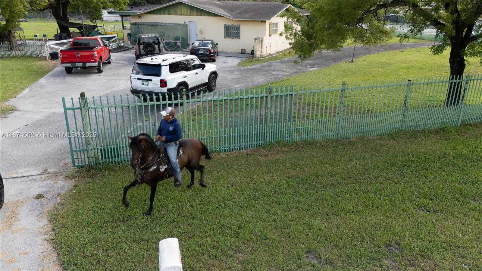 Small Image of 12201 SOUTH WEST 47TH ST, Miami Number 12